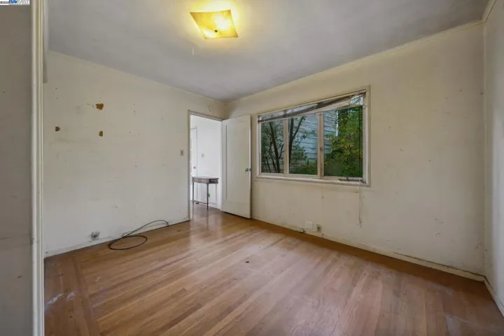 5915 Rincon Drive, Oakland, California 94611