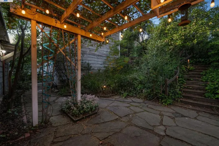 5915 Rincon Drive, Oakland, California 94611