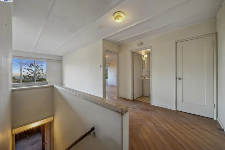 5915 Rincon Drive, Oakland, California 94611
