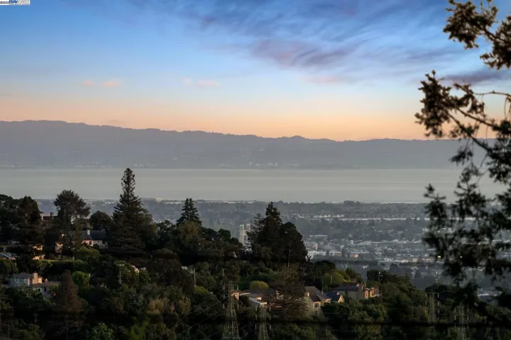 5915 Rincon Drive, Oakland, California 94611
