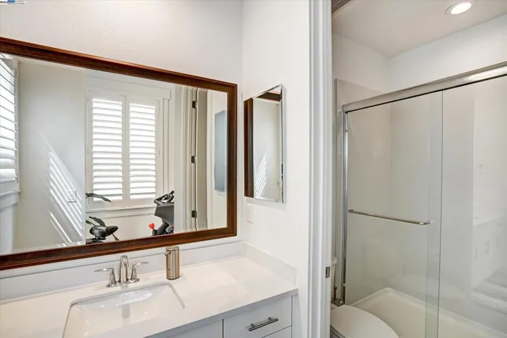 7179 Lembert Hills Dr, Dublin, California 94568