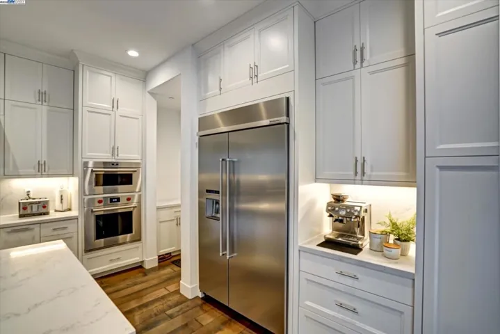 7179 Lembert Hills Dr, Dublin, California 94568