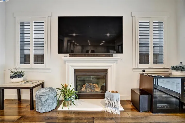 7179 Lembert Hills Dr, Dublin, California 94568