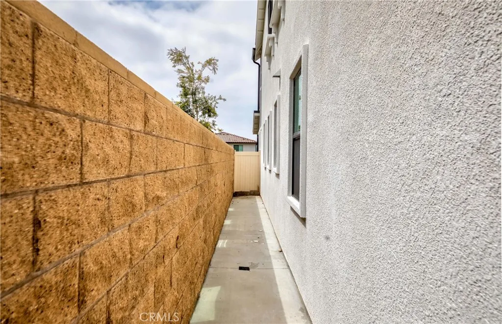 1613 Veridian Lane, San Pedro, California 90732 home-pic-9