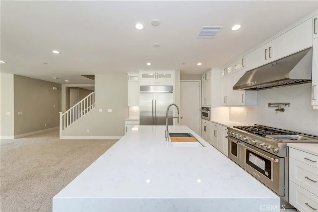 1613 Veridian Lane, San Pedro, California 90732 home-pic-15
