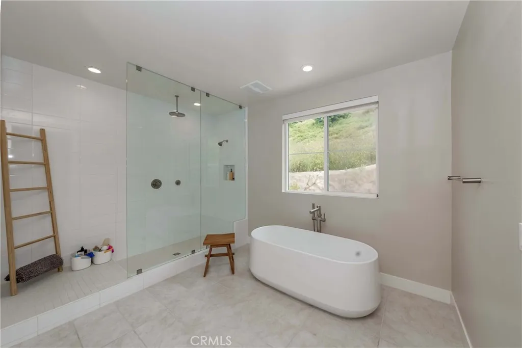 1613 Veridian Lane, San Pedro, California 90732 home-pic-26