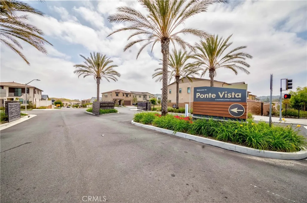 1613 Veridian Lane, San Pedro, California 90732 home-pic-4