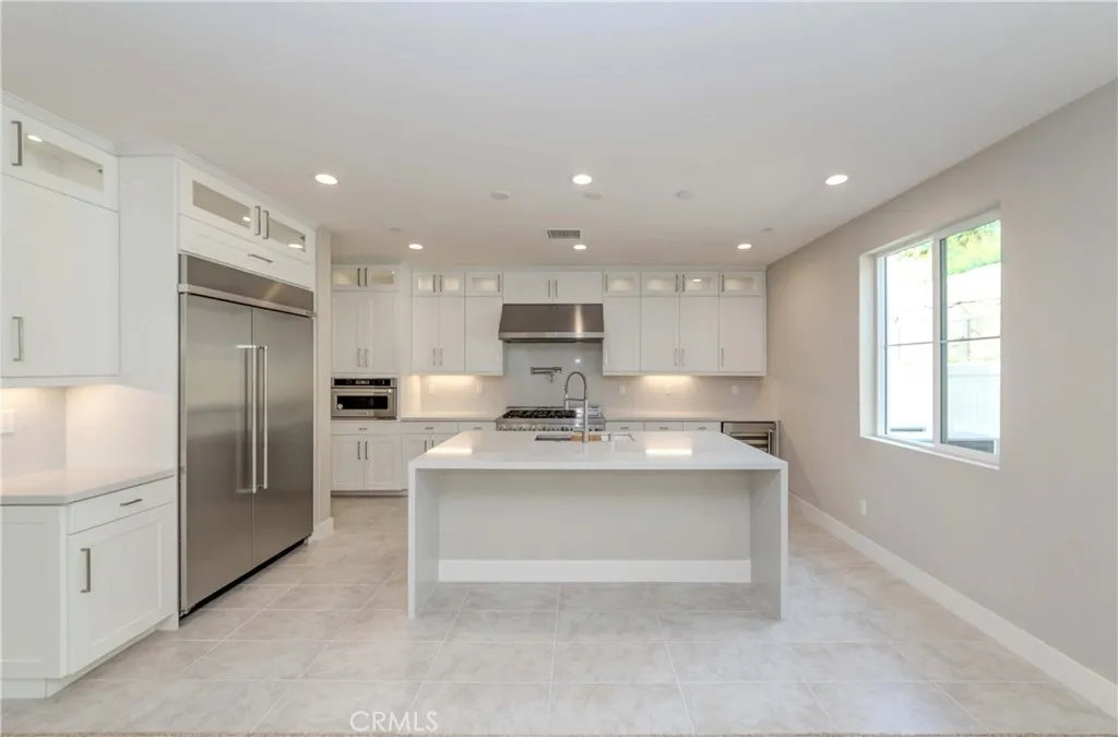1613 Veridian Lane, San Pedro, California 90732 home-pic-12