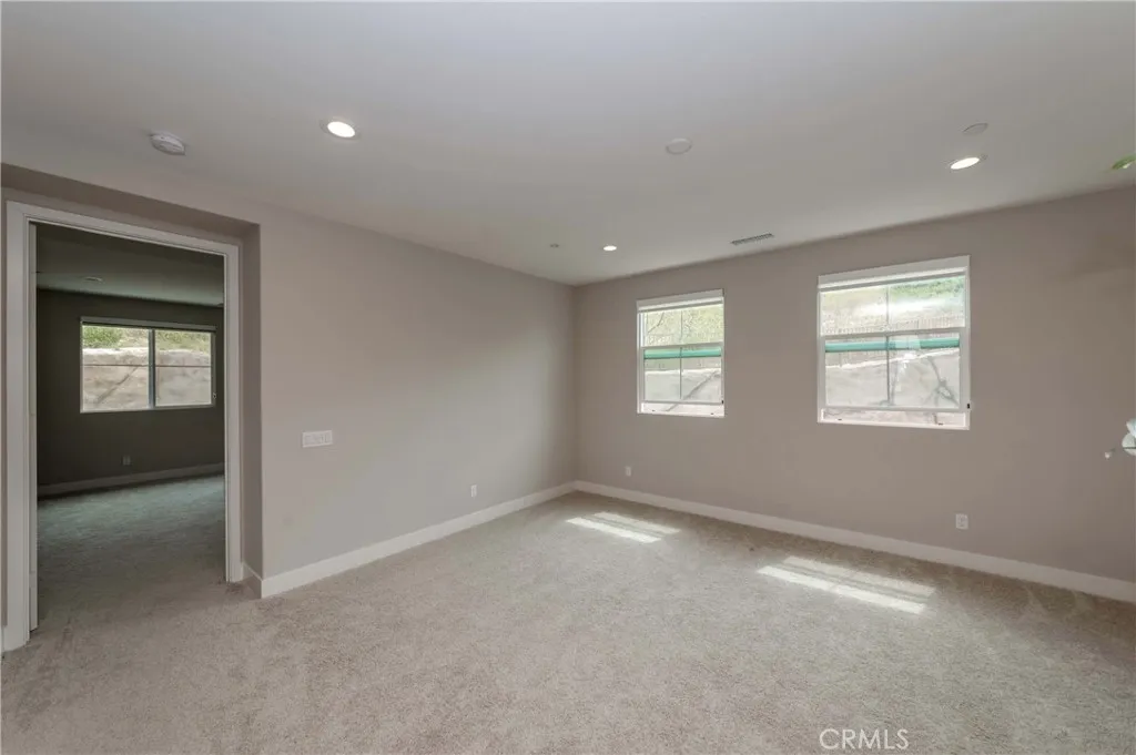 1613 Veridian Lane, San Pedro, California 90732 home-pic-24