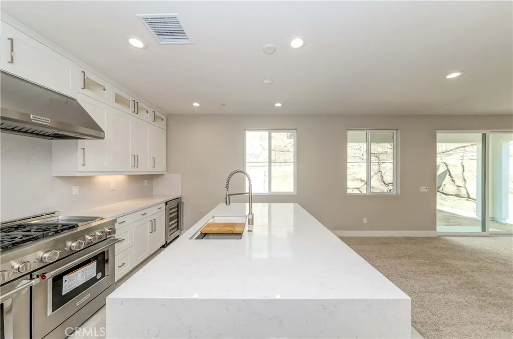 1613 Veridian Lane, San Pedro, California 90732 home-pic-13