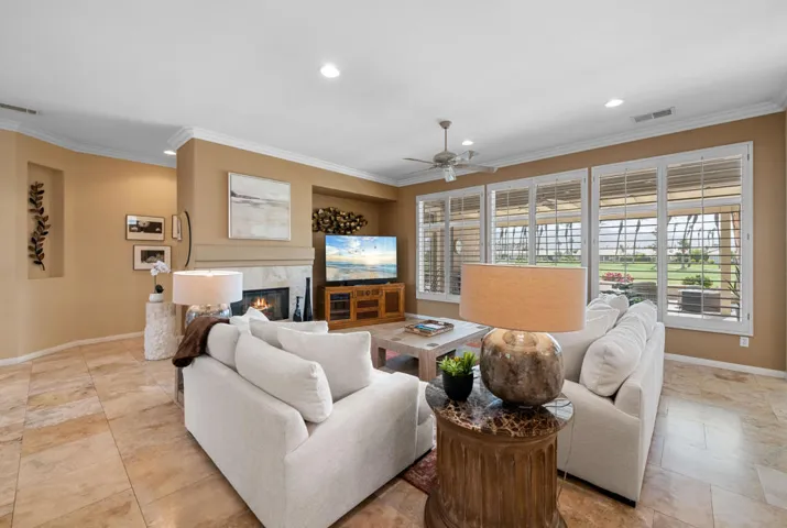 09_35694_Inverness_Ave9_mls