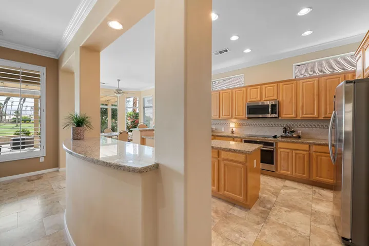 11_35694_Inverness_Ave11_mls