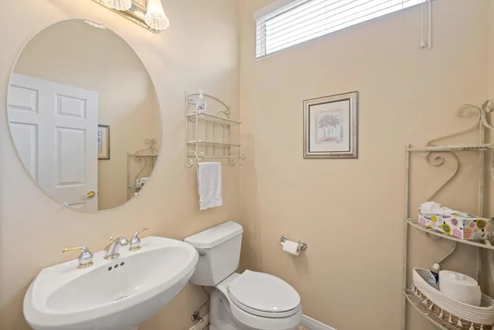 23_35694_Inverness_Ave23_mls