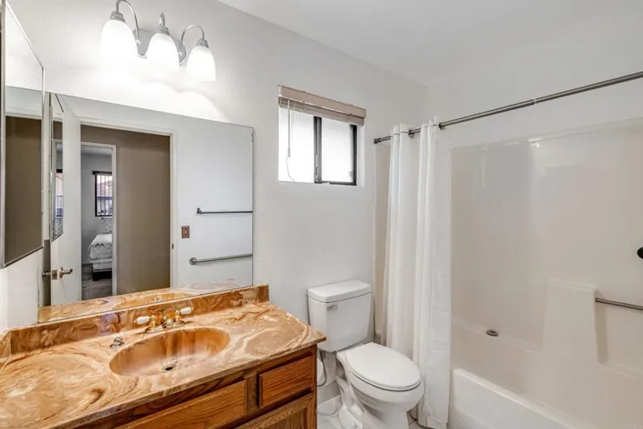 54275 Avenida Martinez, La Quinta, California 92253