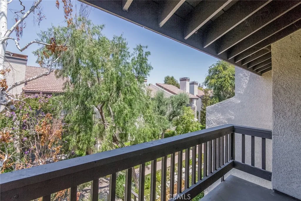 5711 Owensmouth Avenue 116, Woodland Hills, California 91367 home-pic-29