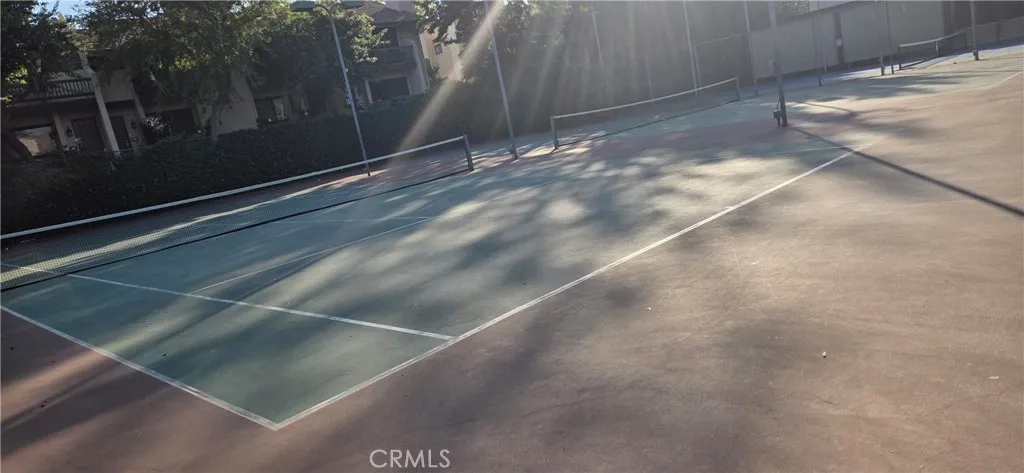 5711 Owensmouth Avenue 116, Woodland Hills, California 91367 home-pic-35