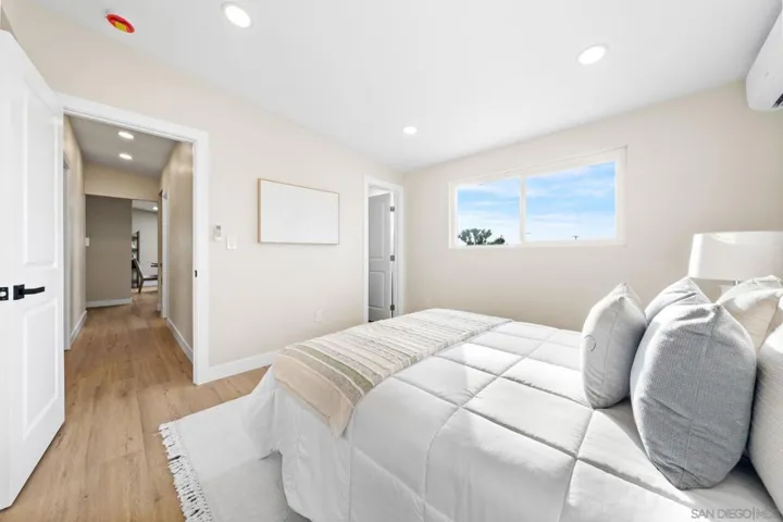 11011 Meadow Terrace Dr, Santee, California 92071