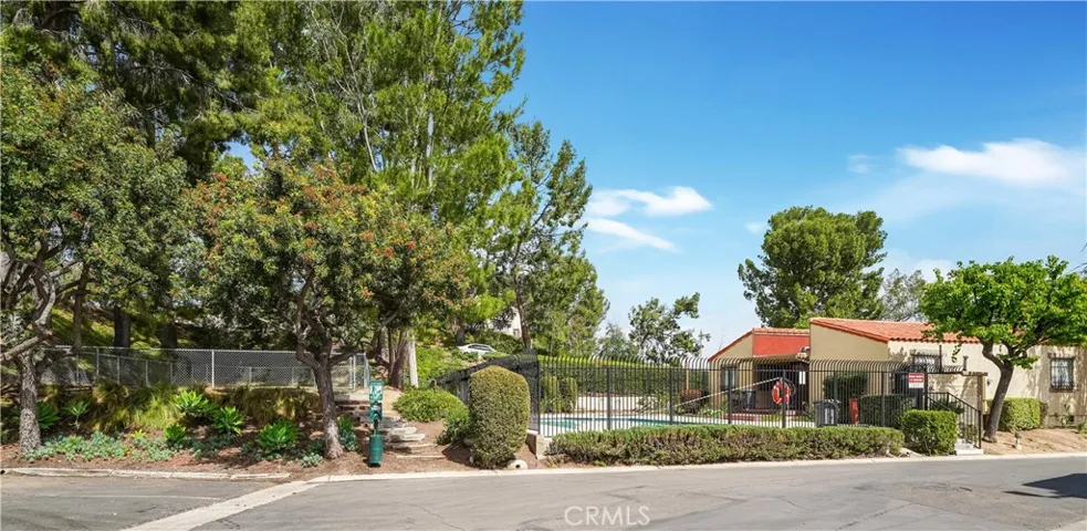 5616 E Vista Del Valle, Anaheim Hills, California 92807