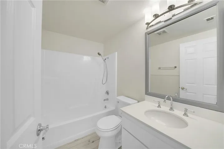 5616 E Vista Del Valle, Anaheim Hills, California 92807