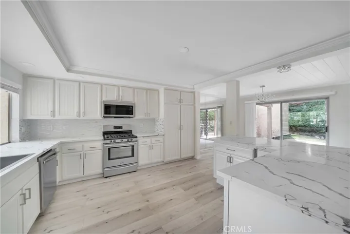 5616 E Vista Del Valle, Anaheim Hills, California 92807