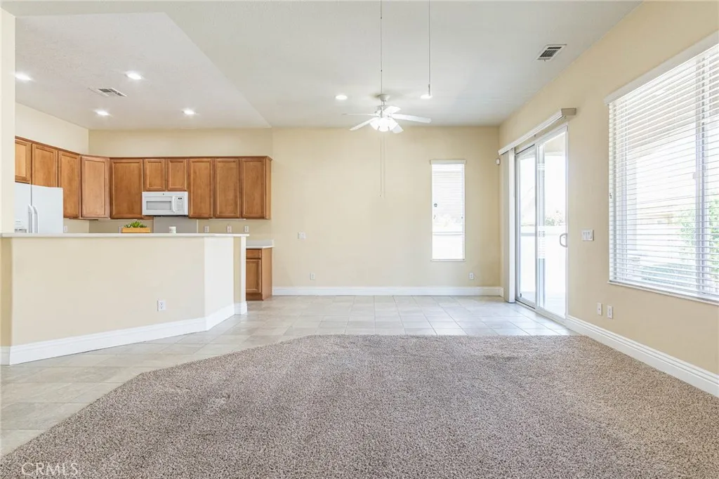 19478 Big Horn Street, Apple Valley, California 92308 home-pic-12