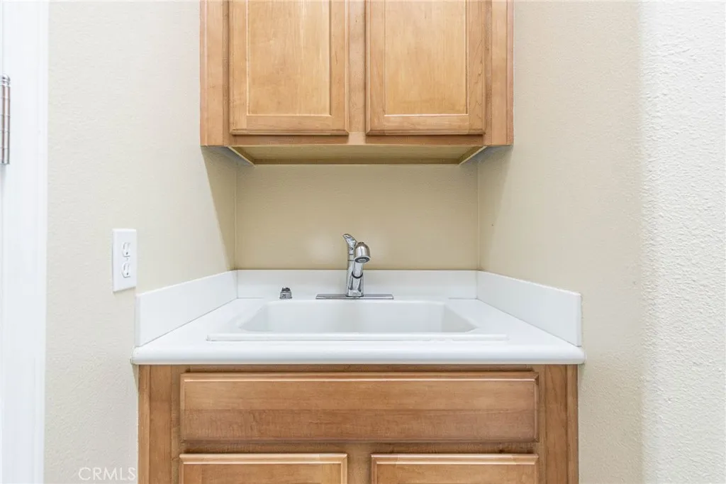 19478 Big Horn Street, Apple Valley, California 92308 home-pic-26