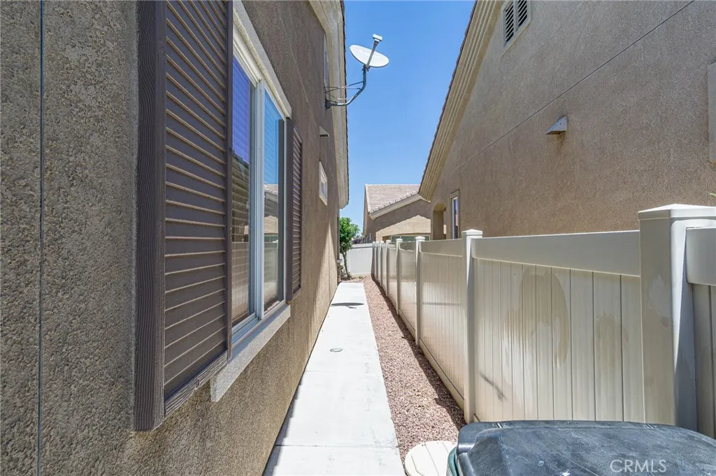 19478 Big Horn Street, Apple Valley, California 92308 home-pic-46