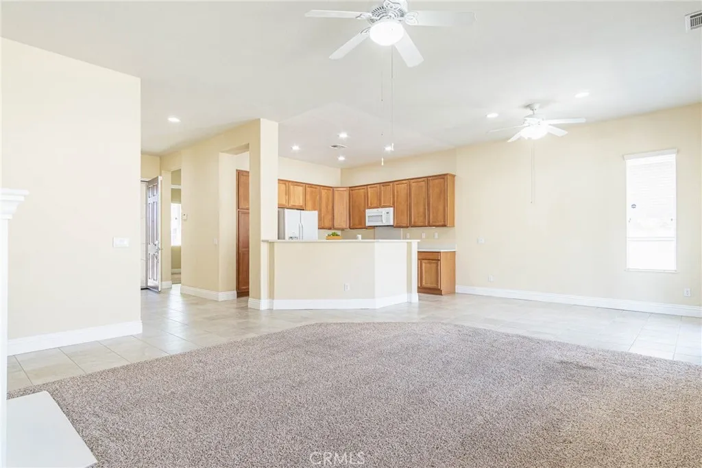 19478 Big Horn Street, Apple Valley, California 92308 home-pic-7