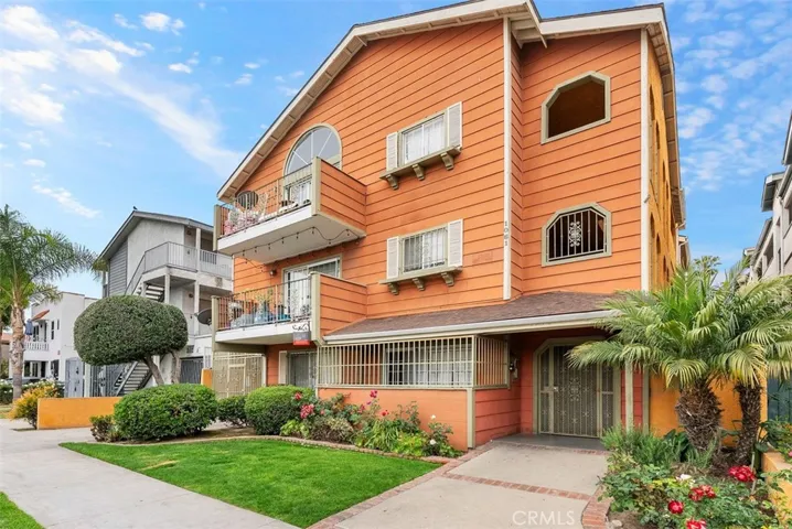 1061 Dawson Avenue, Long Beach, California 90804