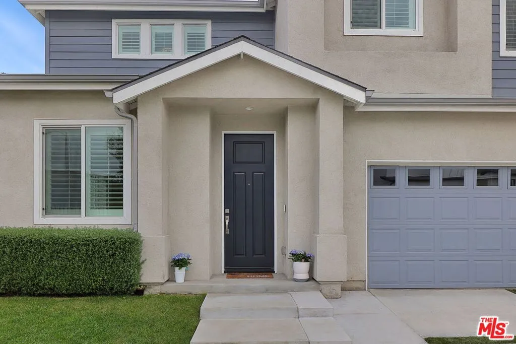 17302 Lemay Street, Lake Balboa, California 91406 home-pic-4