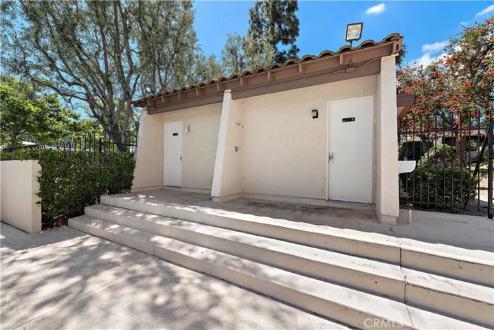240 S Camino De Naranjas, Anaheim Hills, California 92807