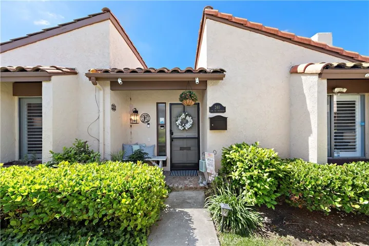 240 S Camino De Naranjas, Anaheim Hills, California 92807