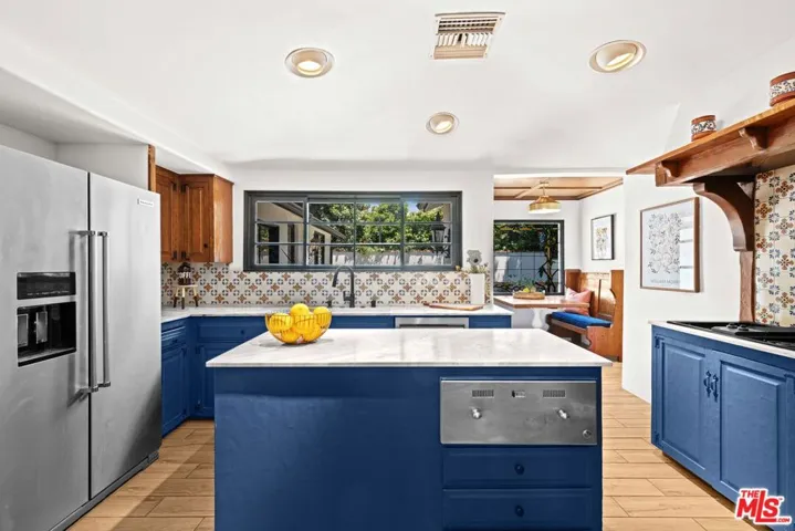 10355 Dunleer Drive, Los Angeles, California 90064