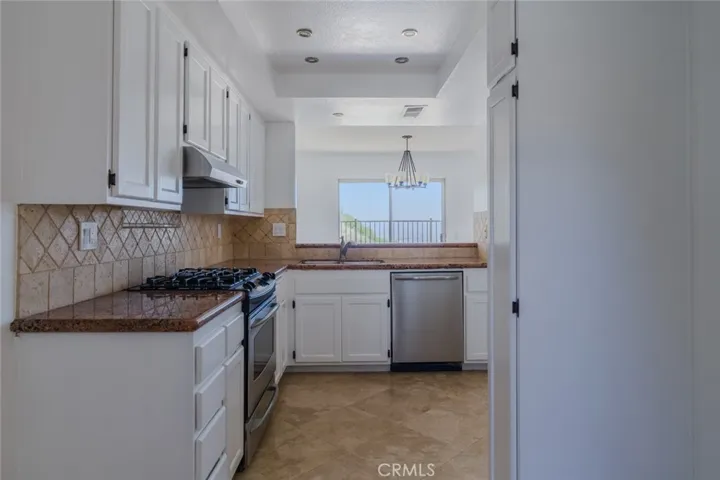 859 S Sapphire Lane, Anaheim Hills, California 92807