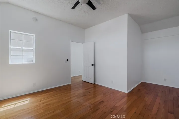 859 S Sapphire Lane, Anaheim Hills, California 92807
