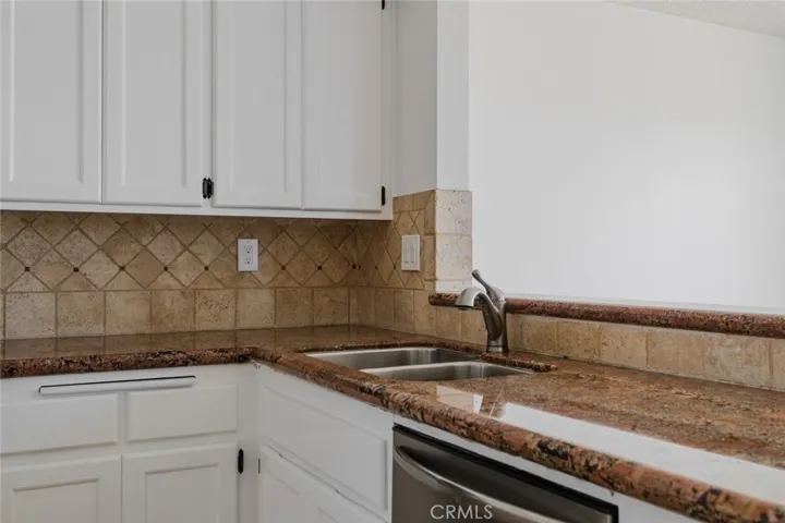 859 S Sapphire Lane, Anaheim Hills, California 92807