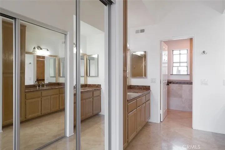 859 S Sapphire Lane, Anaheim Hills, California 92807