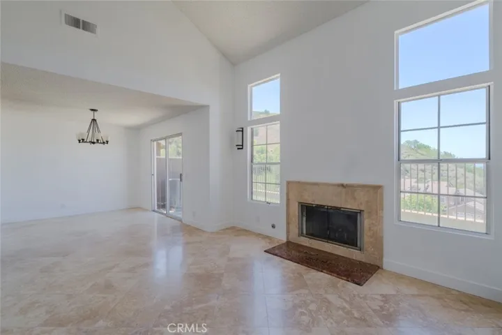 859 S Sapphire Lane, Anaheim Hills, California 92807