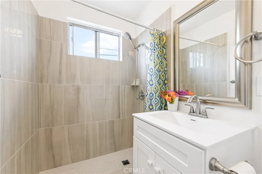 5150 Valley Boulevard, Los Angeles, California 90032 home-pic-10