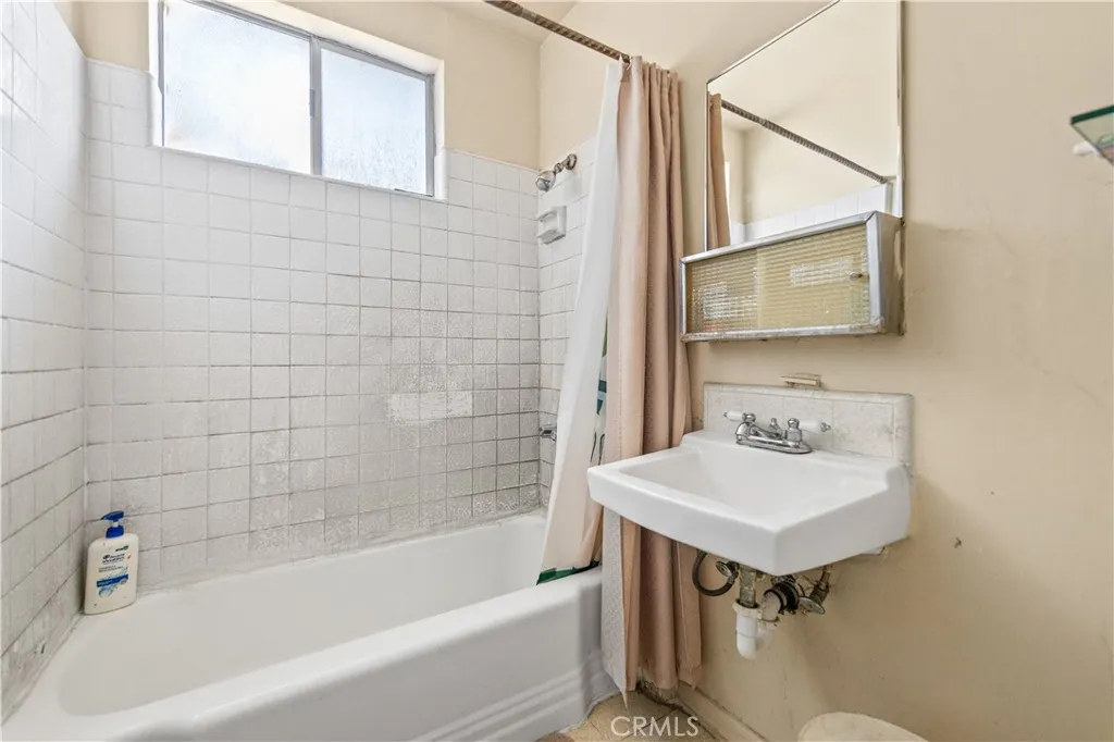 5150 Valley Boulevard, Los Angeles, California 90032 home-pic-16