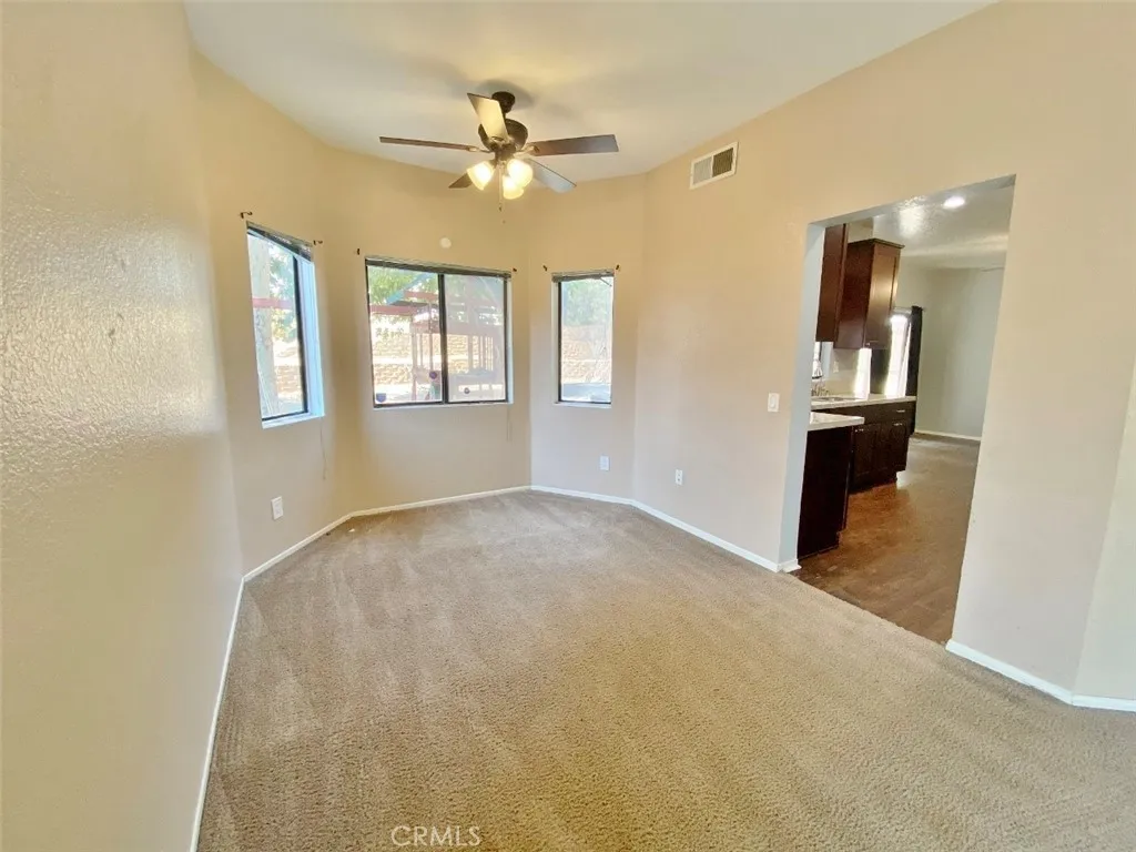 33605 Breckenridge Trail, Wildomar, California 92595 home-pic-8