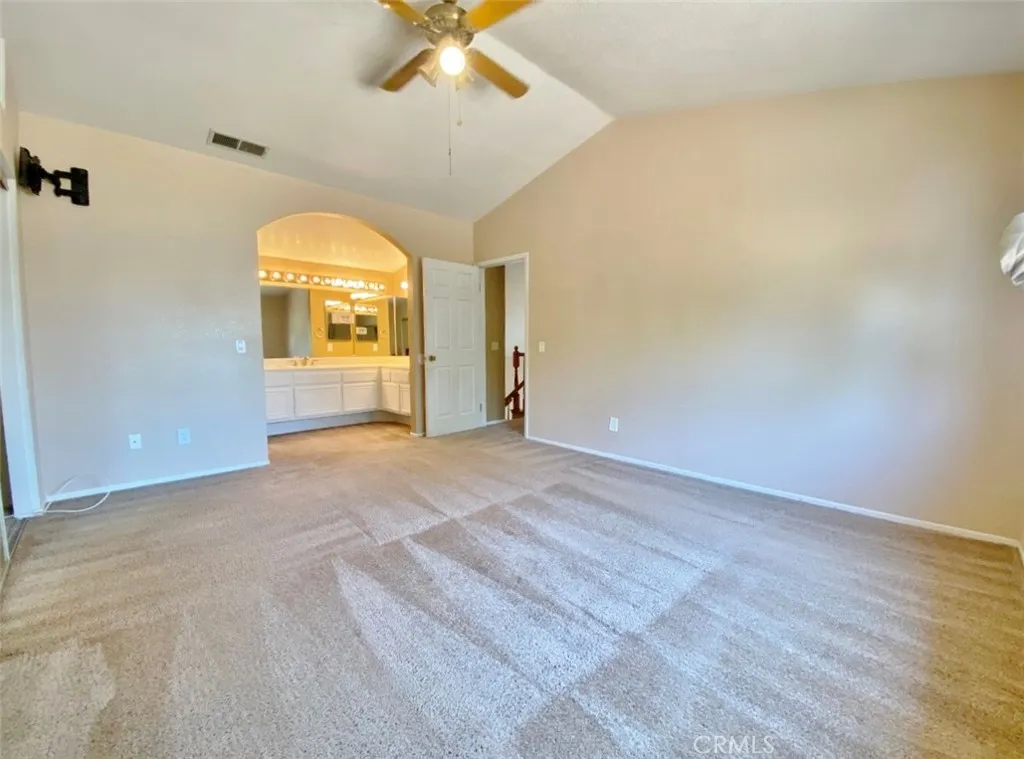 33605 Breckenridge Trail, Wildomar, California 92595 home-pic-38