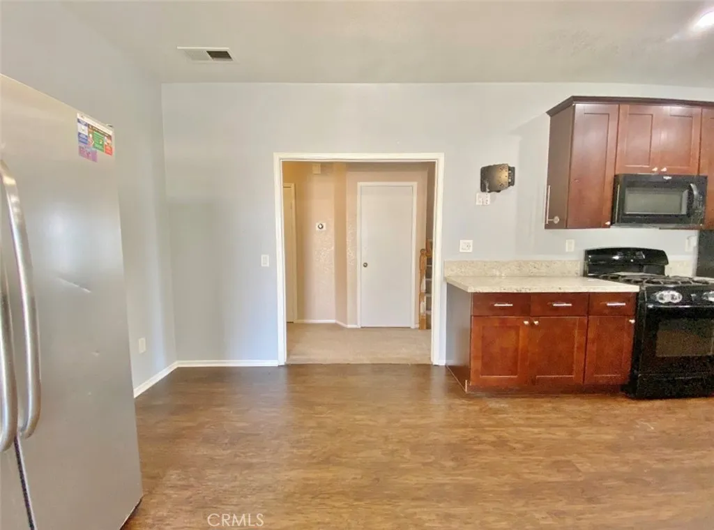 33605 Breckenridge Trail, Wildomar, California 92595 home-pic-21