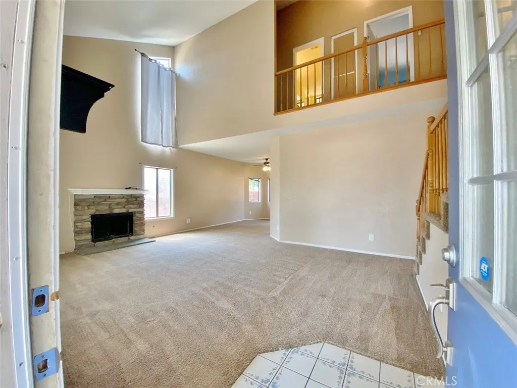 33605 Breckenridge Trail, Wildomar, California 92595 home-pic-4