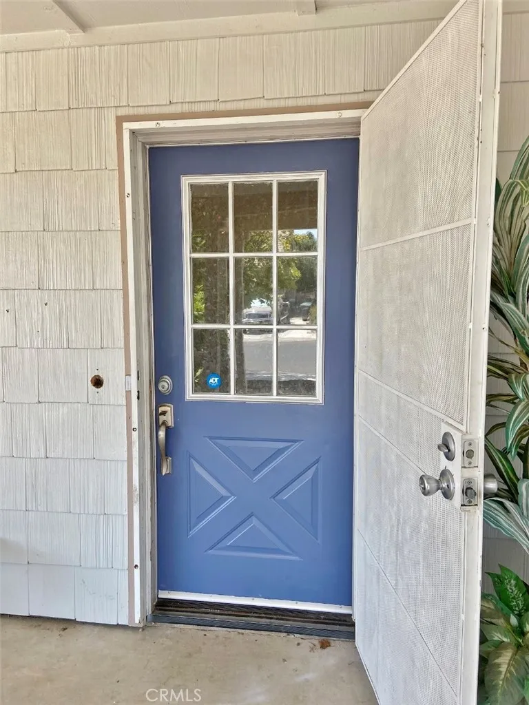 33605 Breckenridge Trail, Wildomar, California 92595 home-pic-3