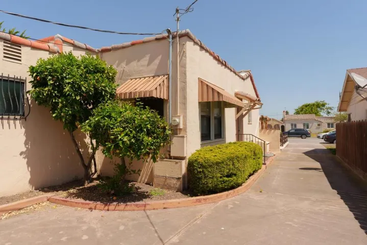 13 Orange Drive, Salinas, California 93901