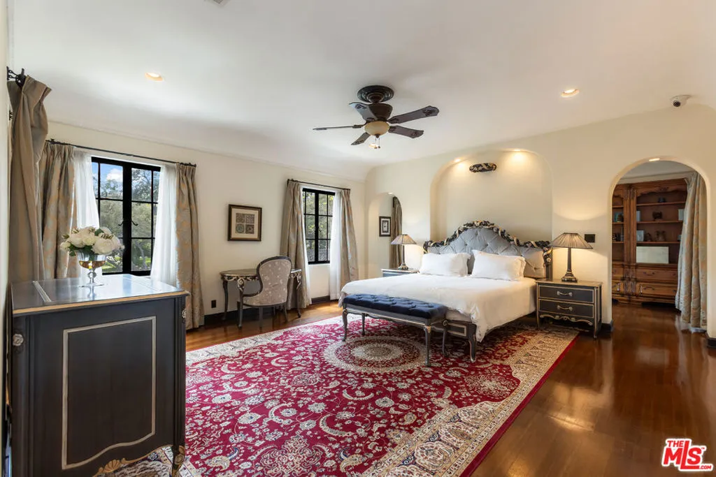 2086 S Oak Knoll Avenue, San Marino, California 91108 home-pic-15