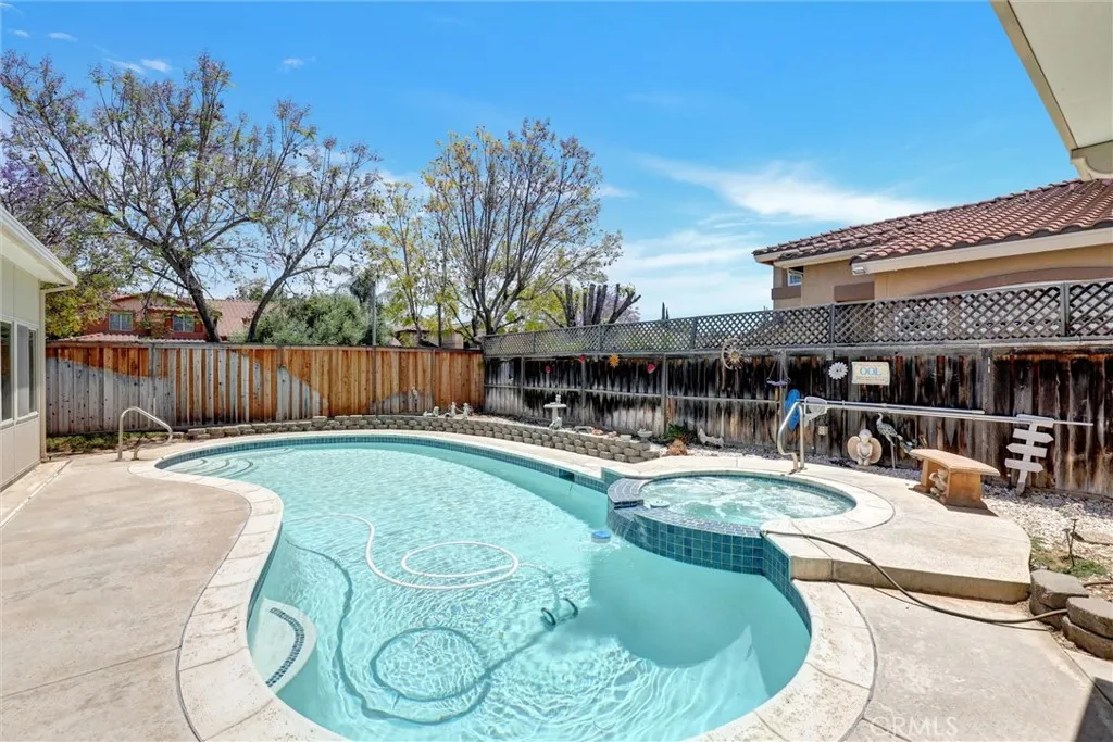 20895 Parish Place, Riverside, California 92508 home-pic-6