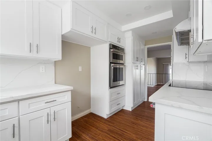 21 Hilltop Circle, Rancho Palos Verdes, California 90275