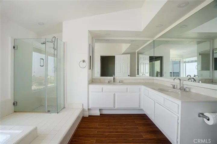 21 Hilltop Circle, Rancho Palos Verdes, California 90275
